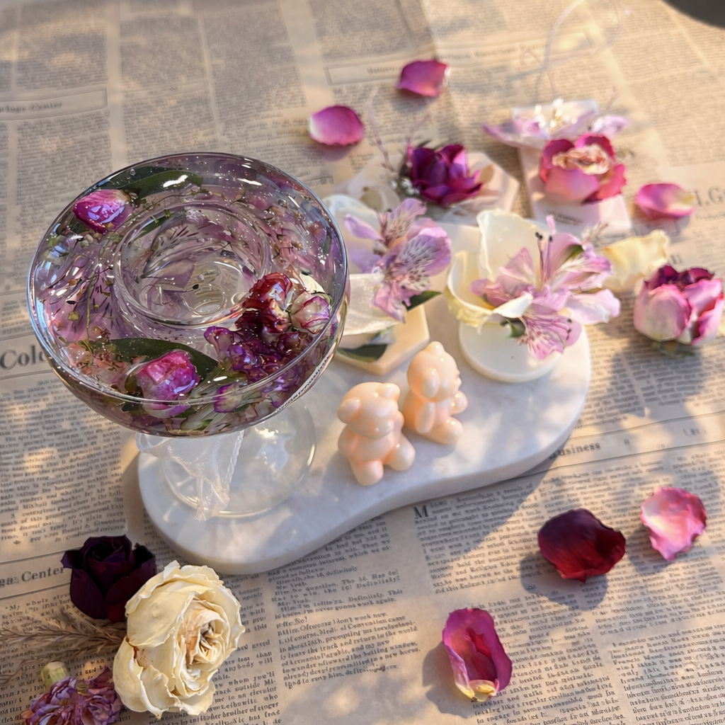 Petit Floral Candle Holder (1pc)